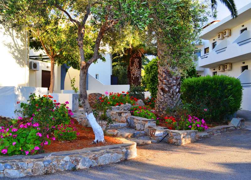 Amnissos Hotell Pigianos Kampos  Exteriör bild