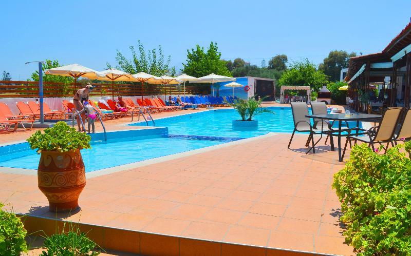 Amnissos Hotell Pigianos Kampos  Exteriör bild