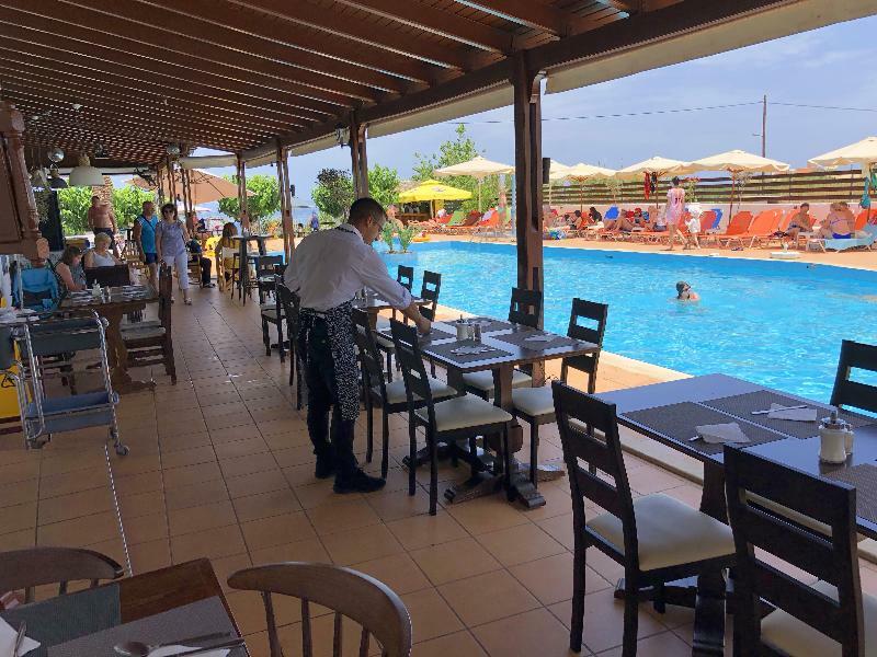 Amnissos Hotell Pigianos Kampos  Exteriör bild